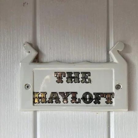 The Hayloft Apartment Abergavenny Ngoại thất bức ảnh